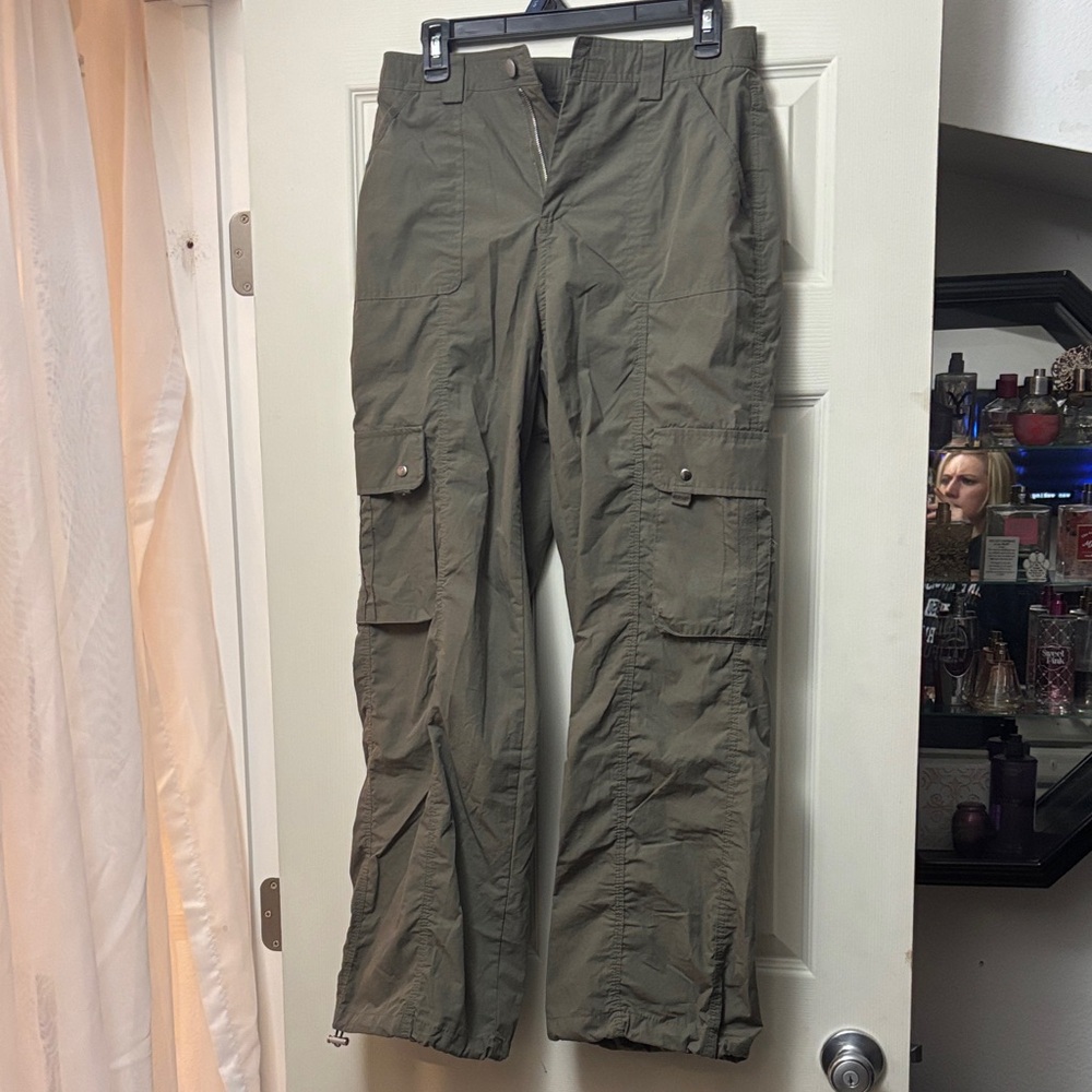 Olive Green Cargo Pants with Durable Cotton Blend
